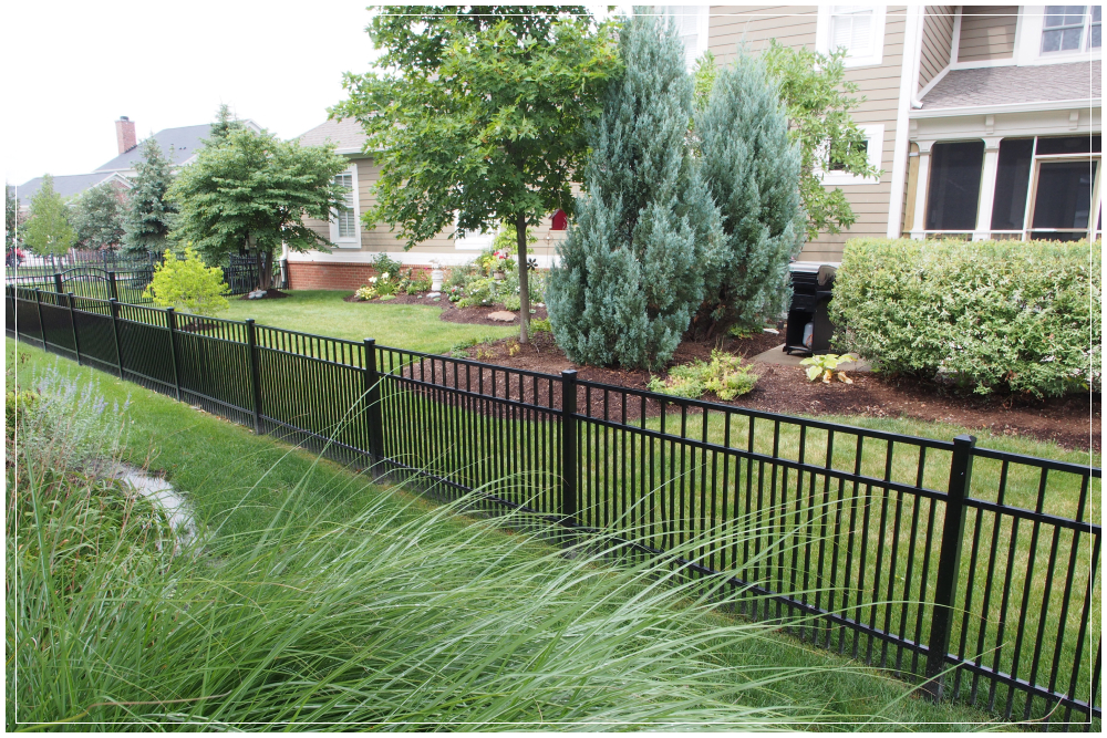 custom-alluminum-fences.jpg